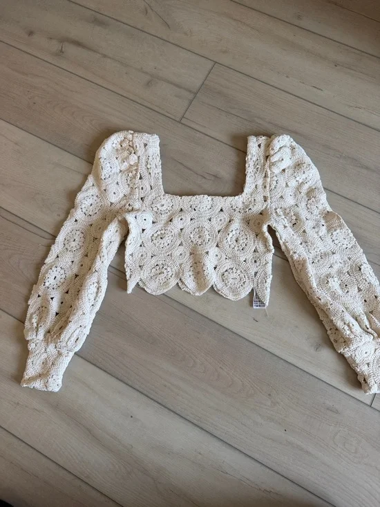 Zara Cream Crochet Square-Neck Puff Sleeve Crop Top - Picture 1 of 8